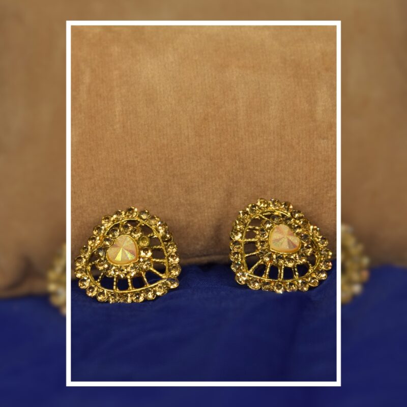 Elegant Heart-Shaped Golden Stud Earrings for Women – Sparkling Party & Daily Wear